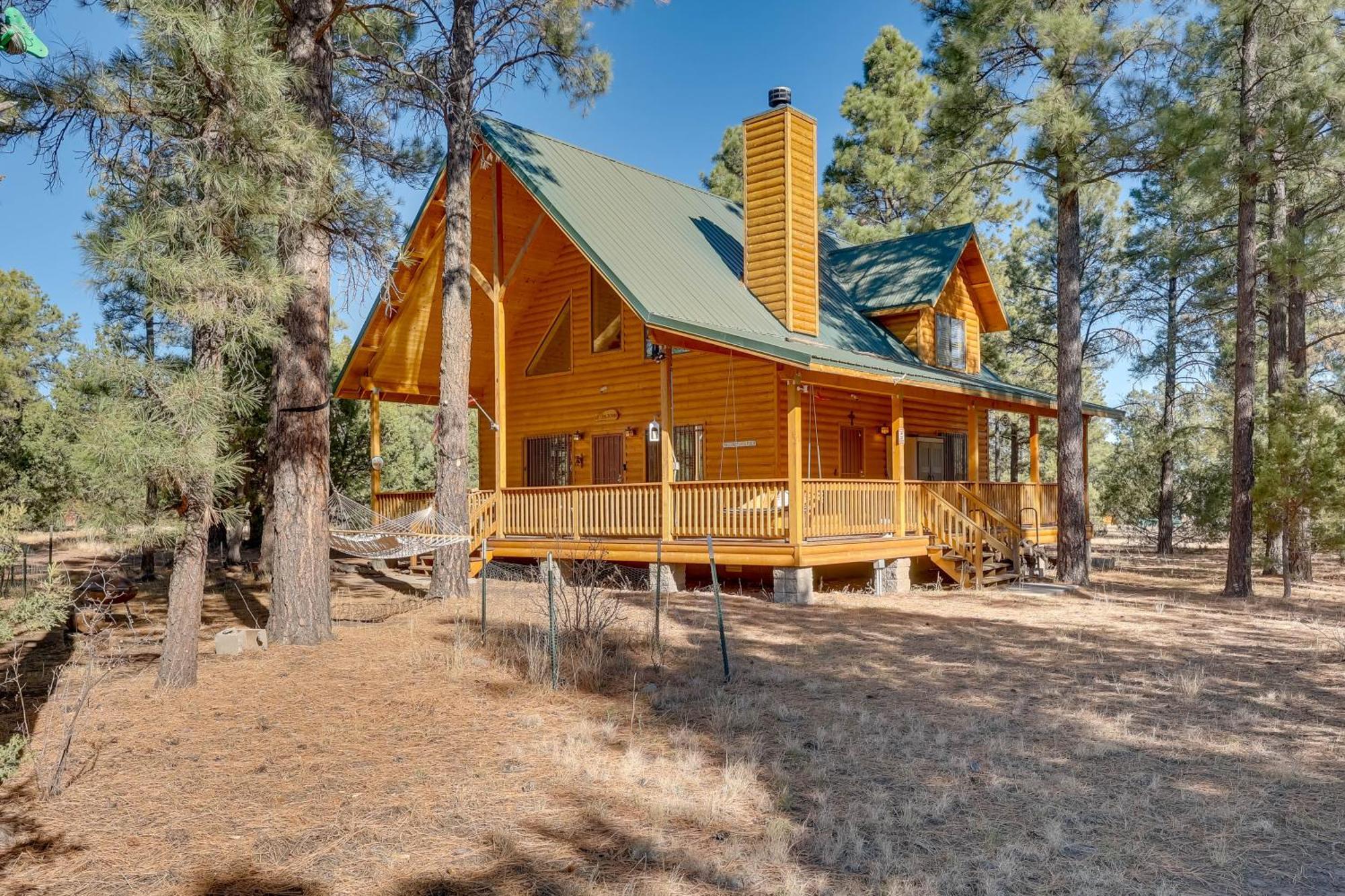 Dog-Friendly Nutrioso Cabin With Wraparound Porch! Exterior foto